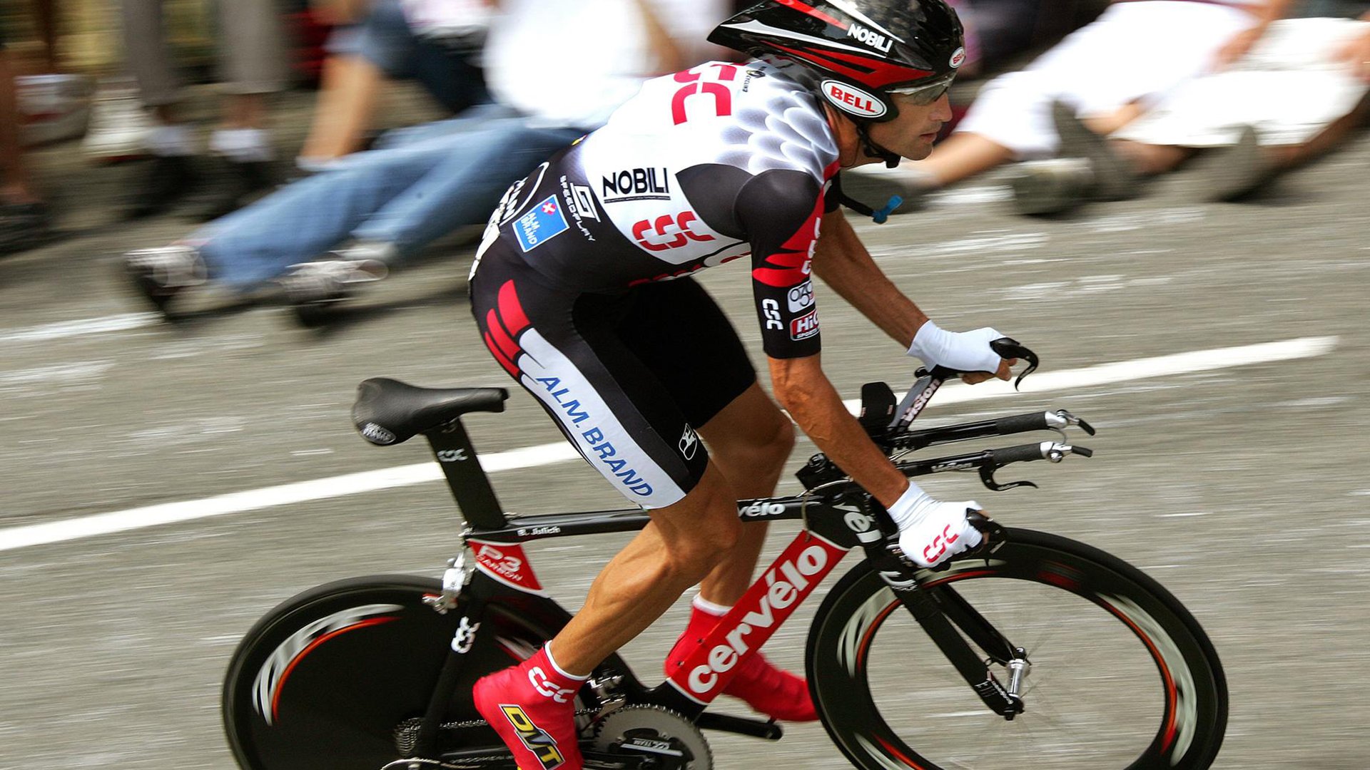 直播技术创新增强赛事传播力，直播方式创新