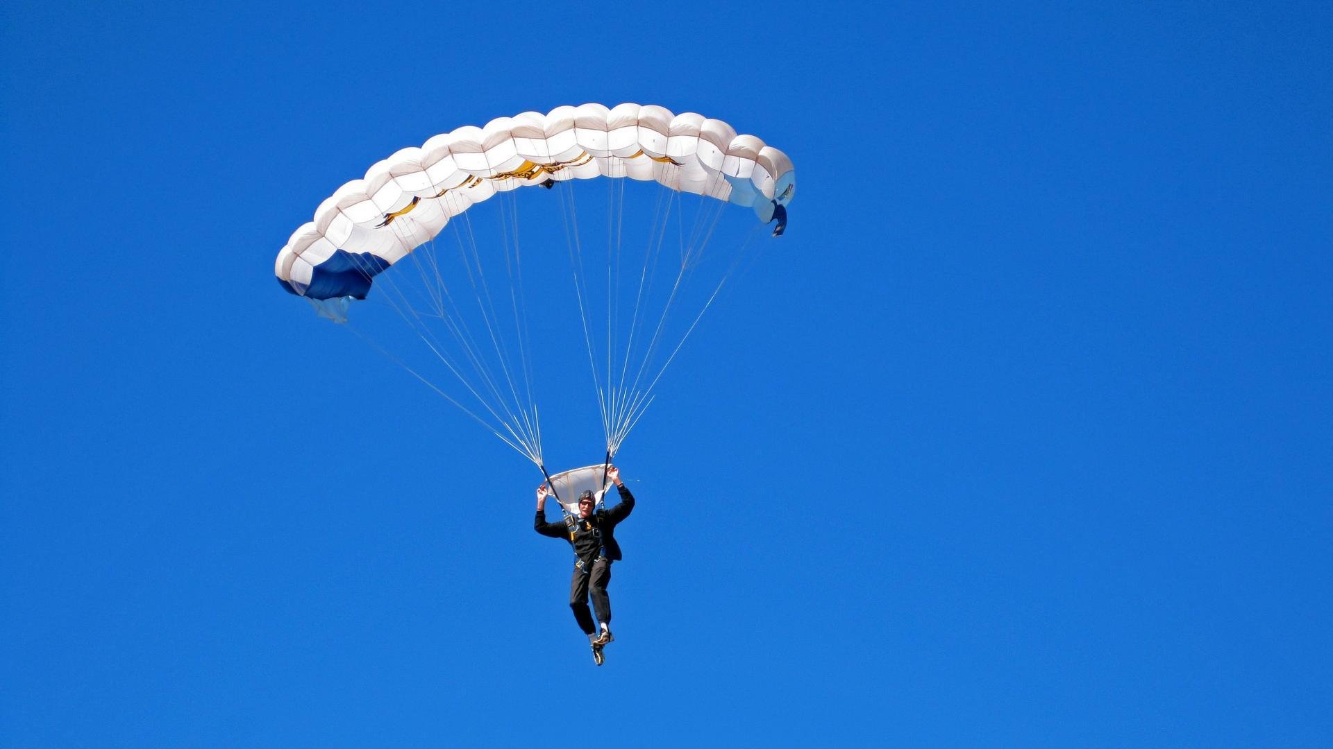 田径长跑训练计划科学化系统化，田径长跑技术要领
